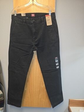 Levi's Men's Black XX Chino Stamdard Taper